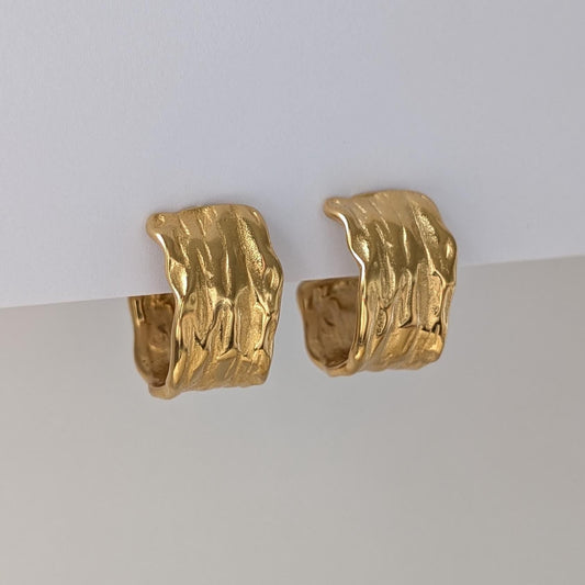 Mabby Hoop Earrings